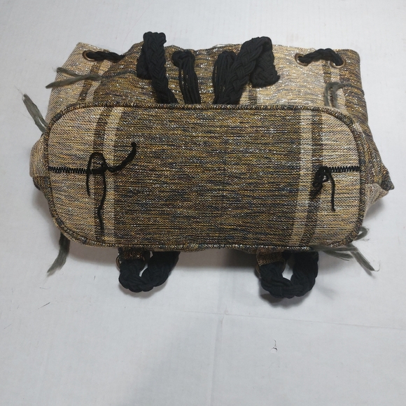 American & Beyond Shoulder Handbag - Picture 10 of 13